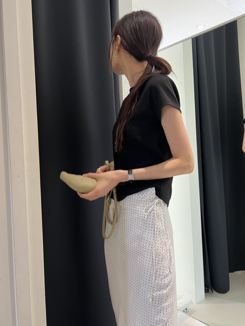 ME MO韓國直郵東大門實拍女裝新款休閑時尚熱賣真品24秋冬T恤ME MOT恤